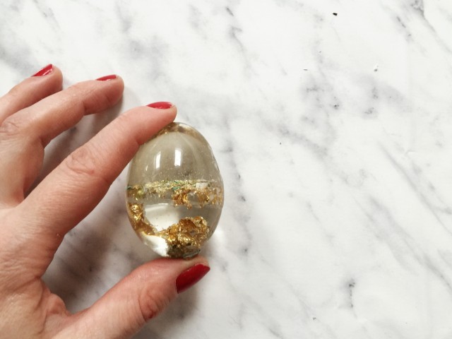 DIY húsvéti tojás műgyantával / Kicsiház