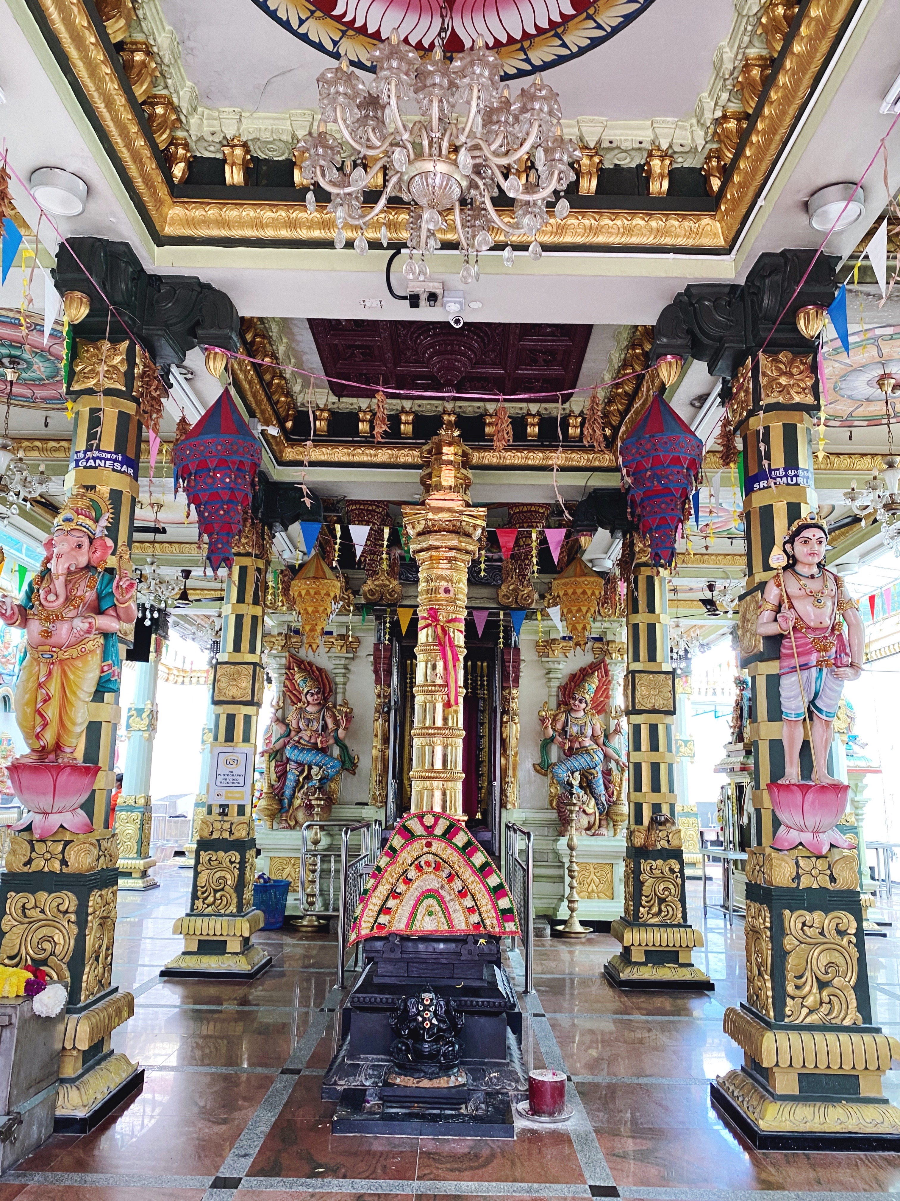 Hindu templom belölről